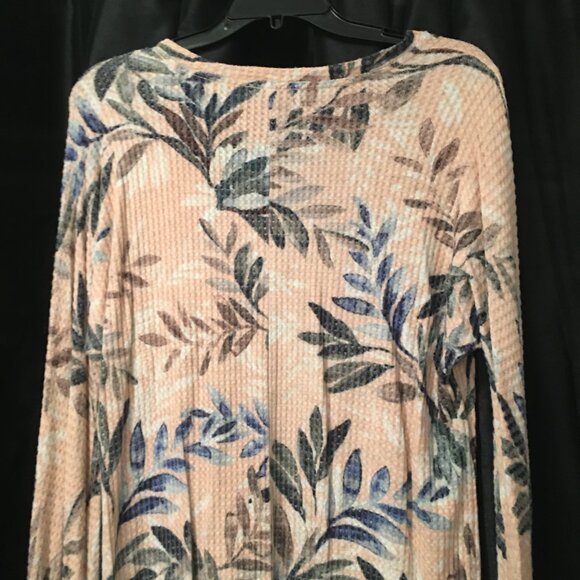 NWT Democracy tropical thermal top small - Picture 11 of 13